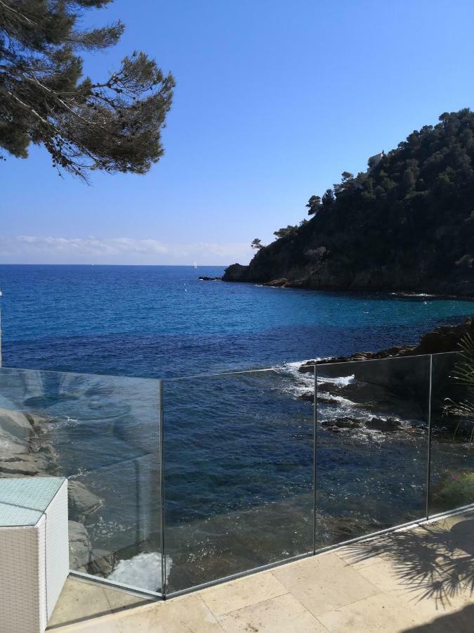 Hotel La Calanque Cavalaire-sur-Mer Ngoại thất bức ảnh